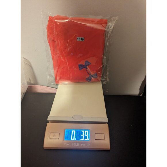 Under Armour Rigid Boardshorts Swim Trunks Solid Red Logo Size 26 Loose - Picture 12 of 12